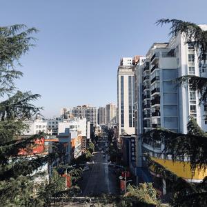 白丝少萝❌❌自慰涶水机
